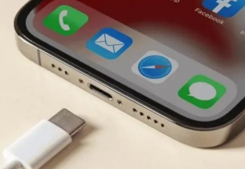 海丰苹果15维修分享iPhone15改USB-C接口后能和安卓用户互借充电器吗